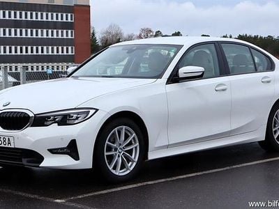 Vit samma som bilen Begagnad 2020 BMW 320 Sport Line Sedan | 294 500 kr (Bra pris)