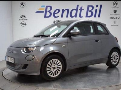 Begagnad 2022 Fiat 500e Halvkombi | 150 000 kr