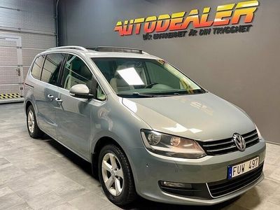 begagnad VW Sharan 2.0 TDI Premium Panorama Automat 2011, Minibuss