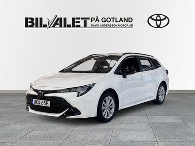 Vit Ny 2025 Toyota Corolla Kombi | 349 900 kr (Dyr)