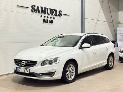 Begagnad Volvo V60 Momentum 163 HK (119 kW) 2013 Vit Kombi