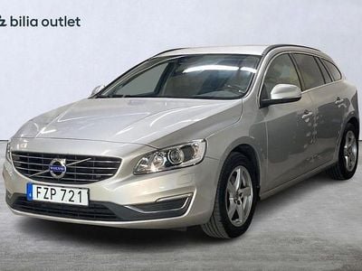 Silver Begagnad 2015 Volvo V60 Momentum Kombi | 119 900 kr (Marknadspris)