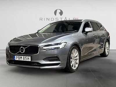 Grå Begagnad 2019 Volvo V90 Momentum Kombi | 259 900 kr (Marknadspris)