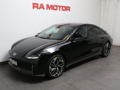 Svart (abyss black (pearl)) Begagnad 2023 Hyundai Ioniq 6 Advanced Sedan | 499 800 kr (Dyr)
