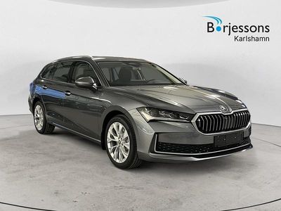 Ny Skoda Superb 2026 Grå Kombi