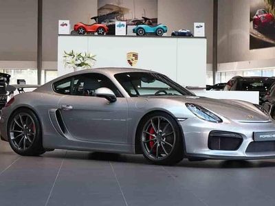 Silver Begagnad 2016 Porsche Cayman GT4 Sportkupé | 995 000 kr