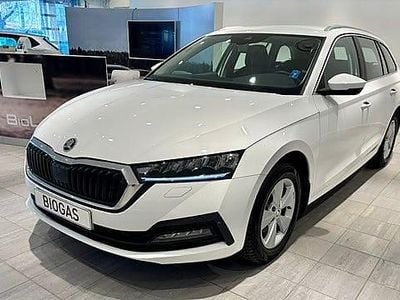 Begagnad Skoda Octavia G-TEC Ambition 131 HK (96 kW) 2023 Vit Kombi