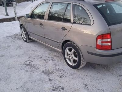 begagnad Skoda Fabia Kombi 1.4 Euro 4