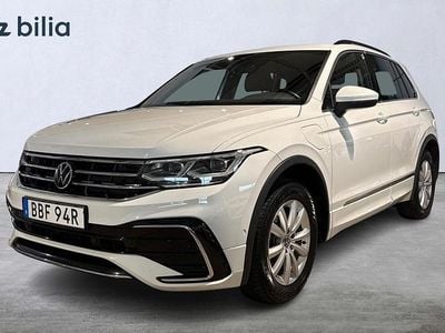 Vit Begagnad 2022 VW Tiguan R-line SUV | 289 000 kr (Marknadspris)