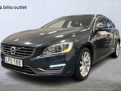 Grå Begagnad 2015 Volvo V60 Kombi | 119 900 kr