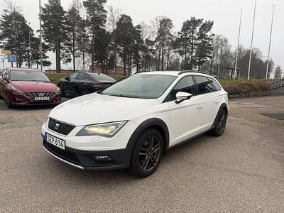 Vit Begagnad 2015 Seat Leon X-Perience Kombi | 99 900 kr (Marknadspris)