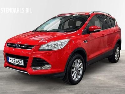 Röd Begagnad 2015 Ford Kuga SUV | 139 900 kr (Marknadspris)