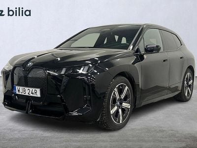Svart Begagnad 2025 BMW iX M Sport SUV | 929 000 kr