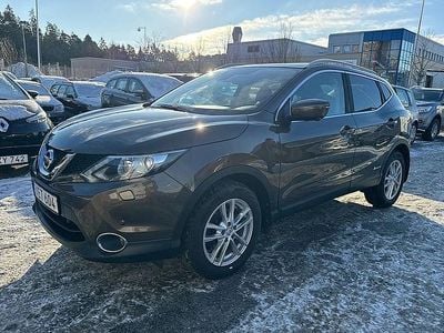 Brunmetallic Begagnad 2016 Nissan Qashqai SUV | 129 900 kr (Marknadspris)