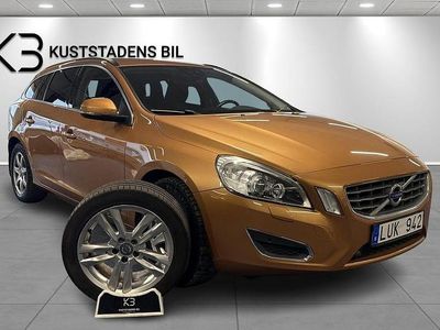 Brun Begagnad 2012 Volvo V60 Momentum Kombi | 79 900 kr (Marknadspris)