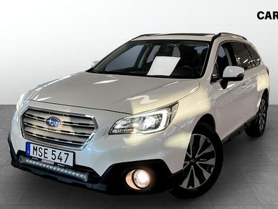 Vit Begagnad 2016 Subaru Outback Kombi | 114 900 kr (Marknadspris)