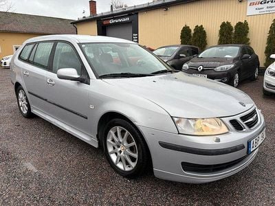 Ljusgrå (grå) Begagnad 2006 Saab 9-3 Linear Kombi | 49 900 kr (Marknadspris)