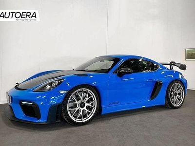 Begagnad Porsche 718 Cayman GT4 501 HK (368 kW) 2023 Blå Sportkupé