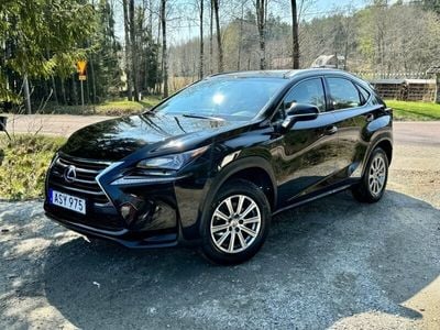 Lexus NX300h