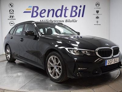 Svart Begagnad 2020 BMW 320 Sport Line Kombi | 261 800 kr (Bra pris)