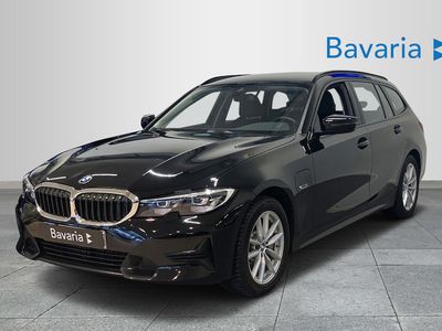 begagnad BMW 330e xDrive Touring Model Sport