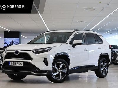 Vit Begagnad 2023 Toyota RAV4 Hybrid SUV | 429 900 kr (Marknadspris)
