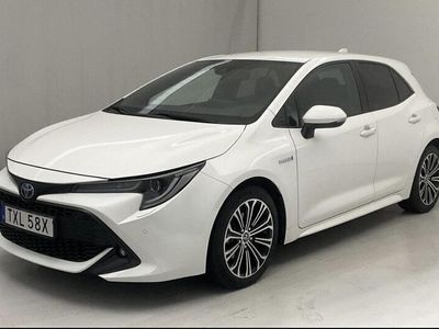 begagnad Toyota Corolla Style Hybrid e-CVT Backkamera P-sensorer GPS