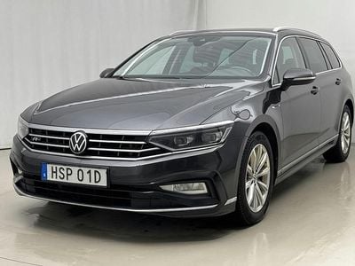 Mörkgrå Begagnad 2021 VW Passat R-line | 199 000 kr (Bra pris)