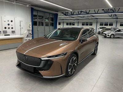 Brun Ny 2025 Mazda 6e Takumi-Line Halvkombi | 449 500 kr (Marknadspris)