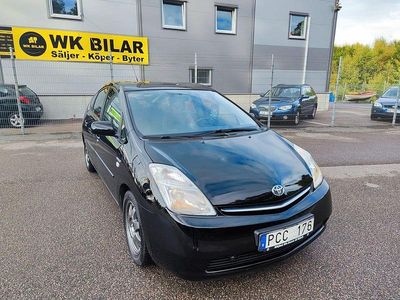 Begagnad Toyota Prius 112 HK (82 kW) 2008 Svart Halvkombi
