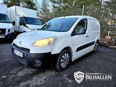 Begagnad Peugeot Partner 114 HK (83 kW) 2013 Vit