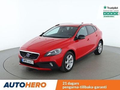 Röd Begagnad 2014 Volvo V40 Summum Halvkombi | 111 000 kr (Marknadspris)