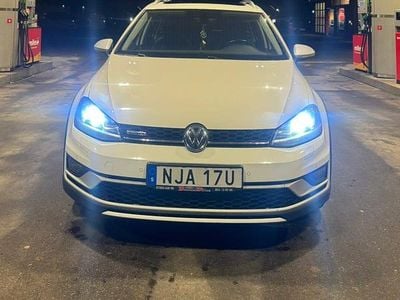 Begagnad VW Golf Alltrack 184 HK (135 kW) 2017 Kombi