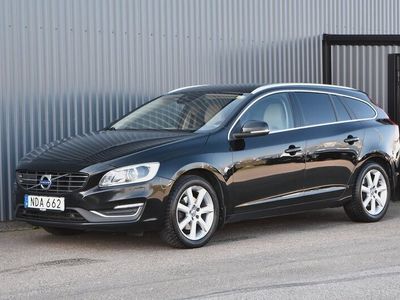 begagnad Volvo V60 D3 Geartronic Summum BLIS Drag Läder Navi