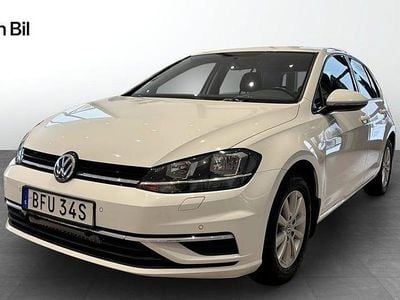 Vit Begagnad 2019 VW Golf VII Halvkombi | 159 900 kr (Marknadspris)