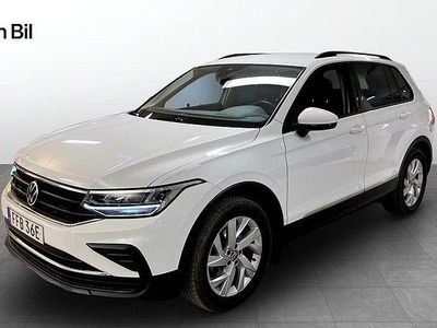 Pure white Begagnad 2023 VW Tiguan SUV | 299 900 kr (Marknadspris)