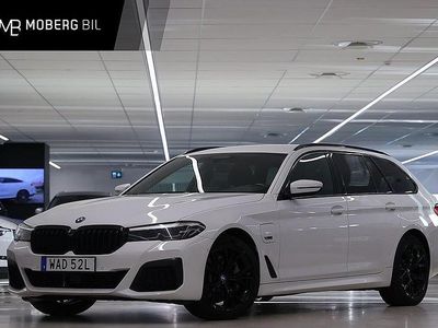 Vit Begagnad 2022 BMW 530e M Sport Kombi | 379 900 kr (Lite dyr)