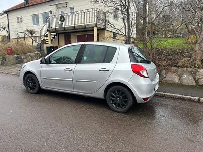 Begagnad 2011 Renault Clio R.S. Halvkombi | 23 000 kr (Marknadspris)