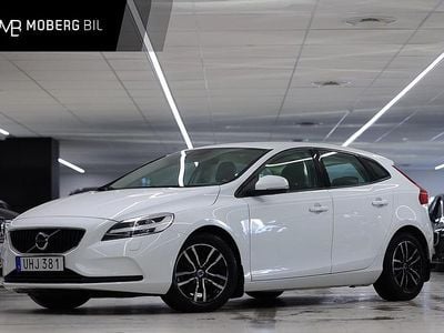 Vit Begagnad 2017 Volvo V40 Business Edition Halvkombi | 119 900 kr (Marknadspris)