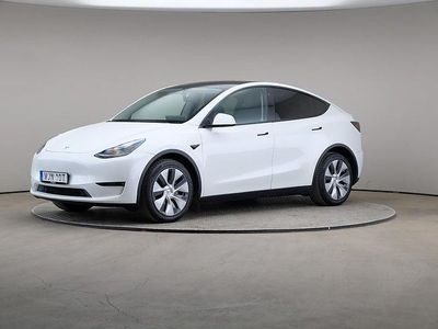 Vit Begagnad 2023 Tesla Model Y Long Range AWD SUV | 385 000 kr (Marknadspris)