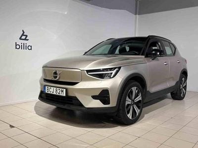 Grå Begagnad 2023 Volvo XC40 Single Motor SUV | 314 500 kr