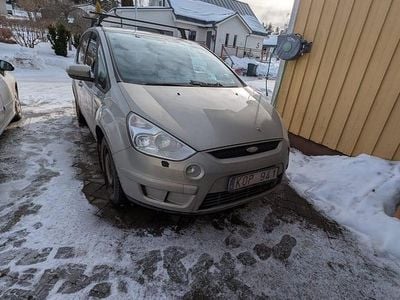 Begagnad Ford S-MAX S 145 HK (106 kW) 2010 Minibuss