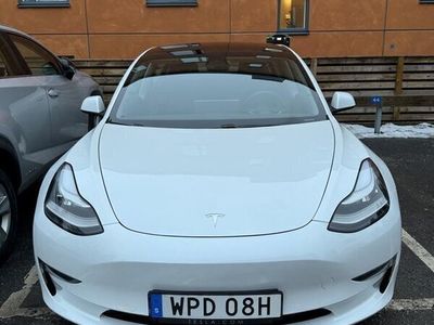 begagnad Tesla Model 3 Long range 440hk panorama dragkrok SoV Sv-såld