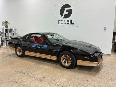 Svart Begagnad 1987 Pontiac Firebird Sportkupé | 139 900 kr