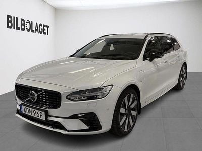 Vit Begagnad 2024 Volvo V90 Plus Kombi | 509 800 kr (Marknadspris)