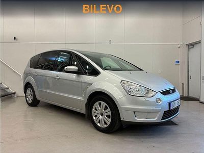 Grå Begagnad 2009 Ford S-MAX S Minibuss | 57 900 kr (Marknadspris)