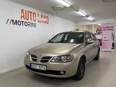 Ljusgul Begagnad 2004 Nissan Almera Halvkombi | 34 900 kr (Marknadspris)