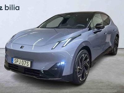 Blå Begagnad 2025 Lynk & Co 02 SUV | 389 000 kr