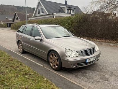 Begagnad 2007 Mercedes C320 Kombi | 28 000 kr