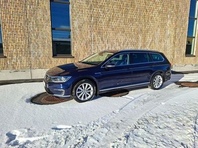 Begagnad VW Passat GTE 218 HK (160 kW) 2018 Kombi